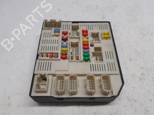 Used Fuse box Fuse box RENAULT LAGUNA III Grandtour (KT0/1) 2.0 16V (KT0F, KT0W) (140 hp) 32174576 32174576