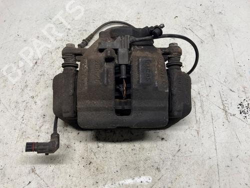 Used Right front brake caliper MERCEDES-BENZ C-CLASS (W203) C 180 Kompressor (203.046) (143 hp) 18846994