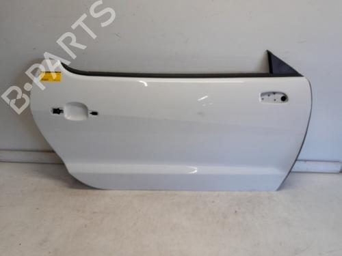 Used Right front door Right front door 37724781 37724781