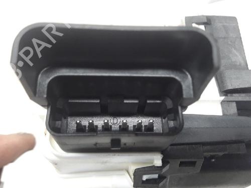 Front left lock PEUGEOT 3008 I MPV (0U_) 2.0 HDi Hybrid4 (0URHCA) | BP13153209C98 