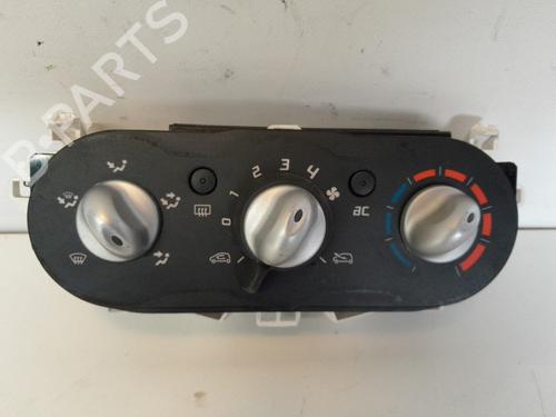 Commande Chauffage Commande Chauffage RENAULT TWINGO II (CN0_) 1.2 16V (CN04, CN0B) (75 hp) 36139696 36139696