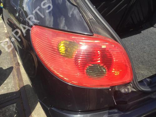 Used Left taillight PEUGEOT 206 Hatchback (2A/C) 1.4 i (75 hp) 29817527