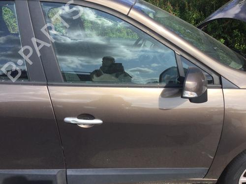 Used Right front door Right front door 37724884 37724884