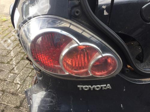 Piloto trasero izquierdo TOYOTA AYGO (_B1_) 1.0 (KGB10_, KGB10R) (68 hp) 29817332