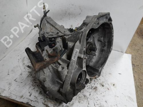Used Gearbox NISSAN MICRA III (K12) 1.2 16V (80 hp) 33057376