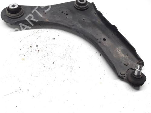 Used Right front suspension arm Right front suspension arm RENAULT MEGANE III Grandtour (KZ0/1) 1.4 TCe (KZ0F, KZ1V) (130 hp) 11071877 11071877