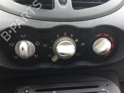 AC Styreenhet / Manøvreringsenhet RENAULT TWINGO II (CN0_) 1.2 (CN0D) (58 hp) 15293847