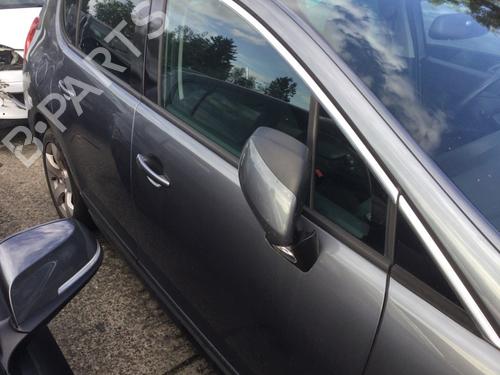 Used Right front door Right front door 39414377 39414377