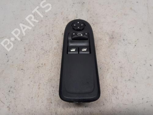 Used Switch Switch CITROËN C3 II (SC_) 1.1 i (60 hp) 35988498 35988498