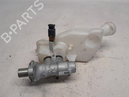 Brake master cylinder CITROËN C3 III (SX) 1.2 PureTech 82 | BP33185215M77 - Image 2