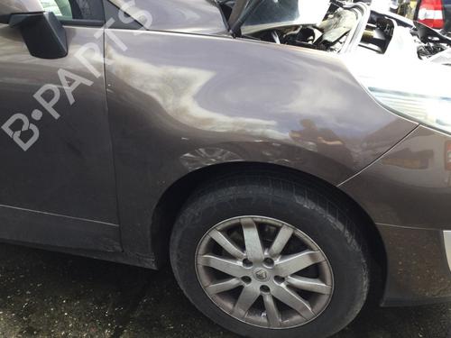 Used Right front fenders Right front fenders 18848565 18848565