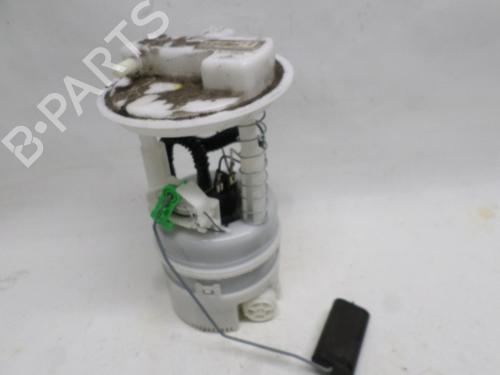 Used Fuel pump Fuel pump 11066569 11066569