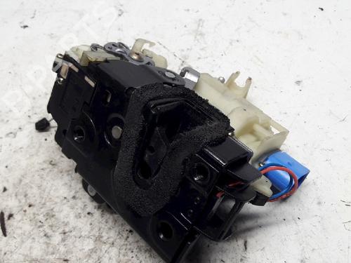 Used Front left lock VW POLO (9N_, 9A_) 1.4 16V (80 hp) 13152341