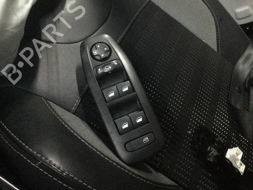 Used Switch PEUGEOT 2008 I (CU_) 1.2 THP 130 / PureTech 130 (130 hp) 30795680