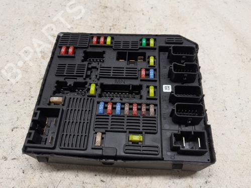 Used Fuse box RENAULT GRAND SCÉNIC III (JZ0/1_) 1.4 16V (JZ0F) (131 hp) 30160011