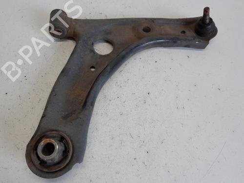 right-front-suspension-arm-toyota-aygo-_b4_-10-kgb40-480680h020-480680h021-2014-19516334 main image