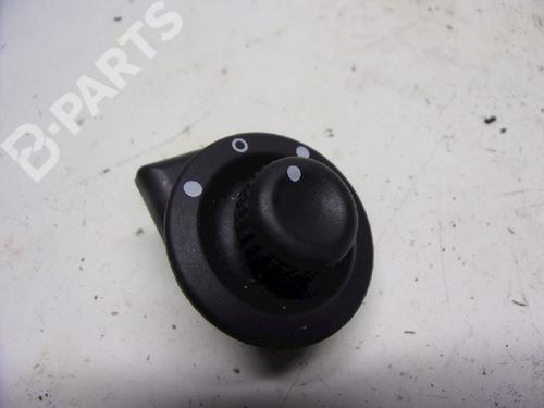 Used Switch Switch RENAULT TWINGO III (BCM_, BCA_) 1.0 SCe 70 (71 hp) 11067364 11067364