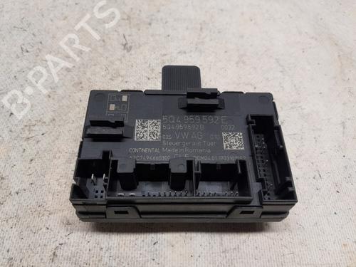 Elektronische module SKODA OCTAVIA III Combi (5E5, 5E6) 1.4 TSI G-TEC (110 hp) 30085266