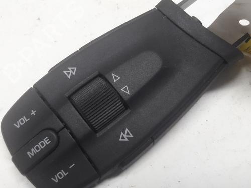 Used Steering wheel controls SEAT IBIZA IV ST (6J8, 6P8) 1.2 TDI (75 hp) 13153666