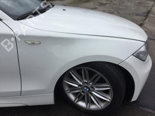 Forskærm Højre BMW 1 (E81) 120 i (170 hp) 29439540