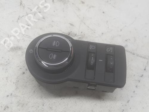 Used Headlight switch Headlight switch 11568878 11568878