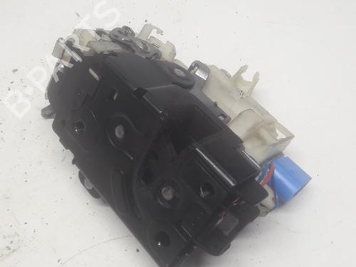 Used Front left lock Front left lock 13153922 13153922