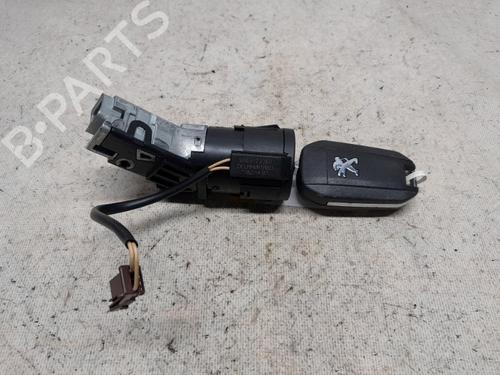 Used Ignition barrel PEUGEOT 208 I (CA_, CC_) 1.2 VTI 82 (82 hp) 30658473