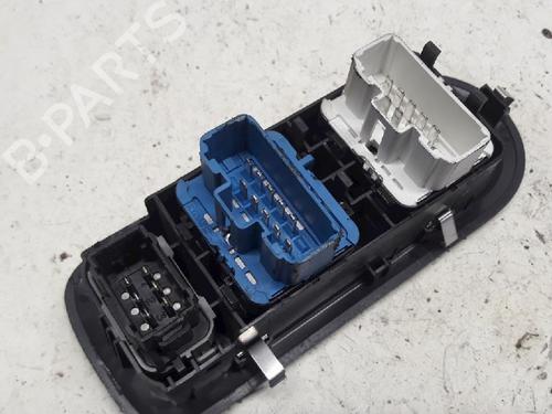 Switch RENAULT CLIO III (BR0/1, CR0/1) 1.5 dCi | BP11073117I30 