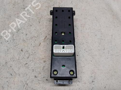 Switch HYUNDAI SANTA FÉ II (CM) 2.4 4x4 | BP30378482I30