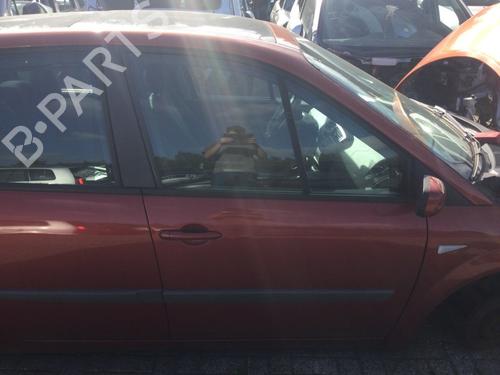 Used Right front door RENAULT SCÉNIC II (JM0/1_) 2.0 (JM05, JM0U, JM1N, JM1U, JM2V) (135 hp) 29817409