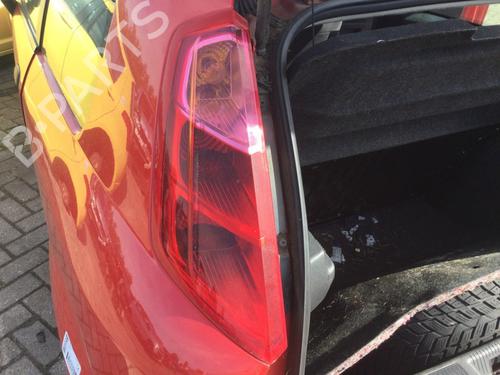 Used Left taillight FIAT GRANDE PUNTO (199_) 1.2 (65 hp) 22811789