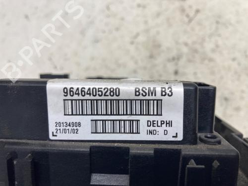 Fuse box PEUGEOT 206 CC (2D) 1.6 16V (2DNFUF, 2DNFUR) | BP18845917E1 