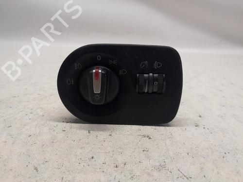 Used Headlight switch SEAT LEON (1P1) 1.2 TSI (105 hp) 20327312