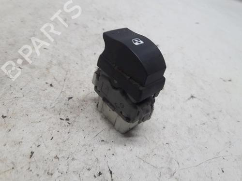 Used Switch RENAULT MEGANE II Estate (KM0/1_) 1.9 dCi (KMRG, KM1G, KM0G, KM2C) (120 hp) 11070043