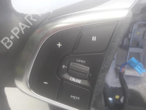 Steering wheel CITROËN C4 II (NC_) 1.6 BlueHDi 100 | BP11082175C49 