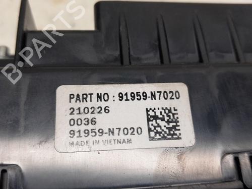 Fuse box HYUNDAI TUCSON (NX4E, NX4A) 1.6 T-GDi Hybrid | BP18847606E1 