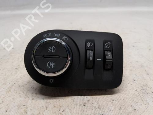 headlight-switch-opel-corsa-f-p2jo-2019-35988600 main image