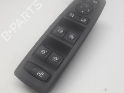 Used Switch RENAULT MEGANE III Grandtour (KZ0/1) 1.5 dCi (KZ09, KZ0D, KZ1G, KZ29, KZ14, KZ1W, KZ10, KZ1F,... (110 hp) 30830789