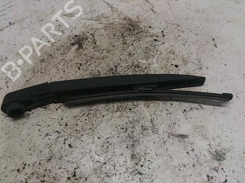 Used Rear windshield wiper arm RENAULT CLIO IV Grandtour (KH_) 1.5 dCi 90 (KHN3, KHN4) (90 hp) 13152259
