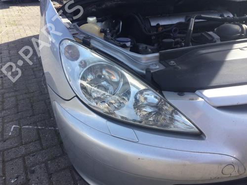 Højre forlygte PEUGEOT 307 CC (3B) 2.0 16V (136 hp) 29817439