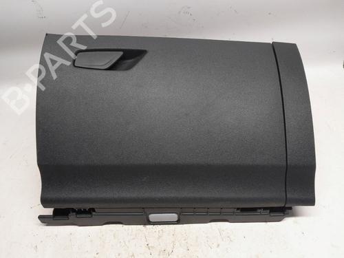 glove-box-skoda-octavia-iv-combi-nx5-pv5-2019-31601167 main image