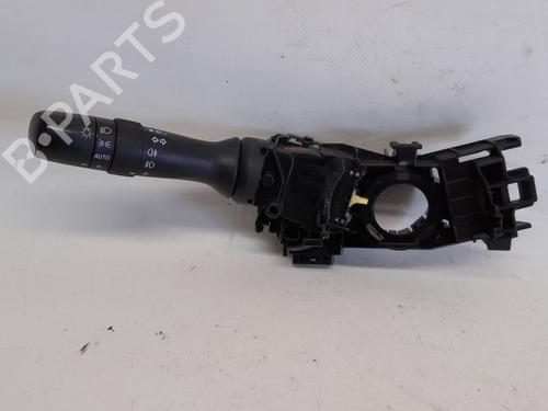 Used Headlight switch TOYOTA AVENSIS Estate (_T27_) 2.2 D-4D (ADT271_, ADT271R) (150 hp) 13626394