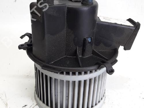 Used Heater blower motor FIAT PANDA (169_) 1.2 (169.AXB11, 169.AXB1A) (60 hp) 11071299