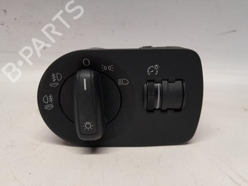 Used Headlight switch Headlight switch AUDI A1 Sportback (8XA, 8XF) 1.4 TFSI (140 hp) 36139554 36139554