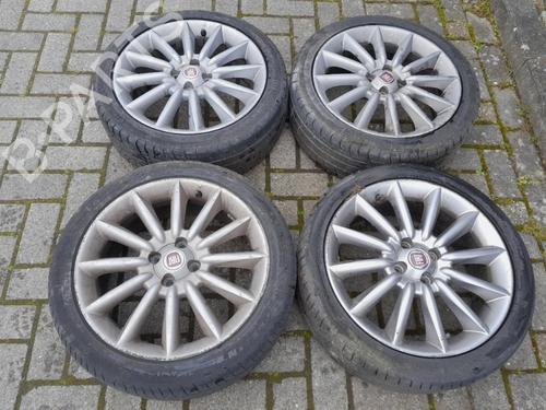 Felgsett Felgsett 18849190 18849190