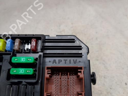 Fuse box PEUGEOT 208 II (UB_, UP_, UW_, UJ_) 1.2 PureTech 100 | BP30658454E1