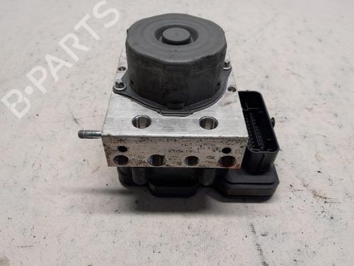 Used ABS pump DACIA SANDERO II TCe 90 (B8M1, B8MA, B8AC) (90 hp) 20099219