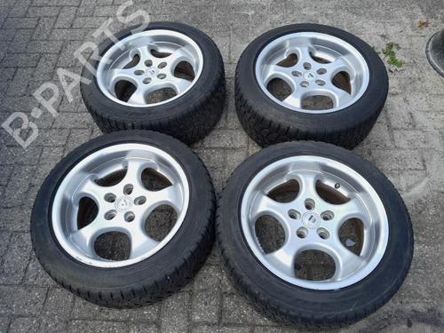Used Wheel set Wheel set JAGUAR XJ (X308) 3.2 (237 hp) 29817572 29817572