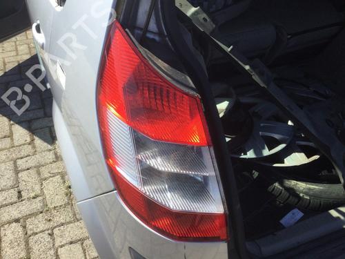 Used Left taillight RENAULT SCÉNIC II (JM0/1_) 1.6 16V (JM1R) (112 hp) 18853022