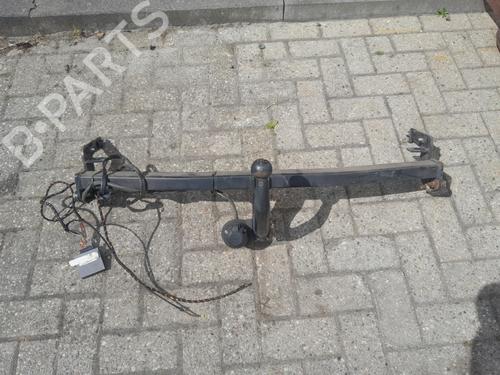 Used Tow ball/Mechanism PEUGEOT 208 I (CA_, CC_) 1.2 VTI 82 (82 hp) 28064456